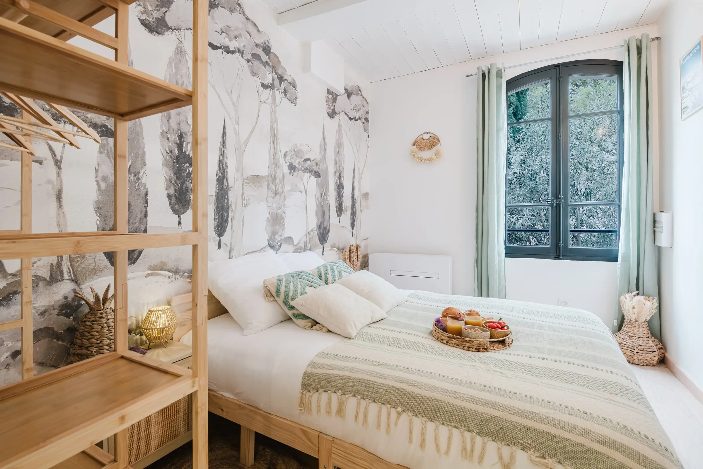 Lavande Évasion — A lavender escape in the heart of Avignon (4/20)