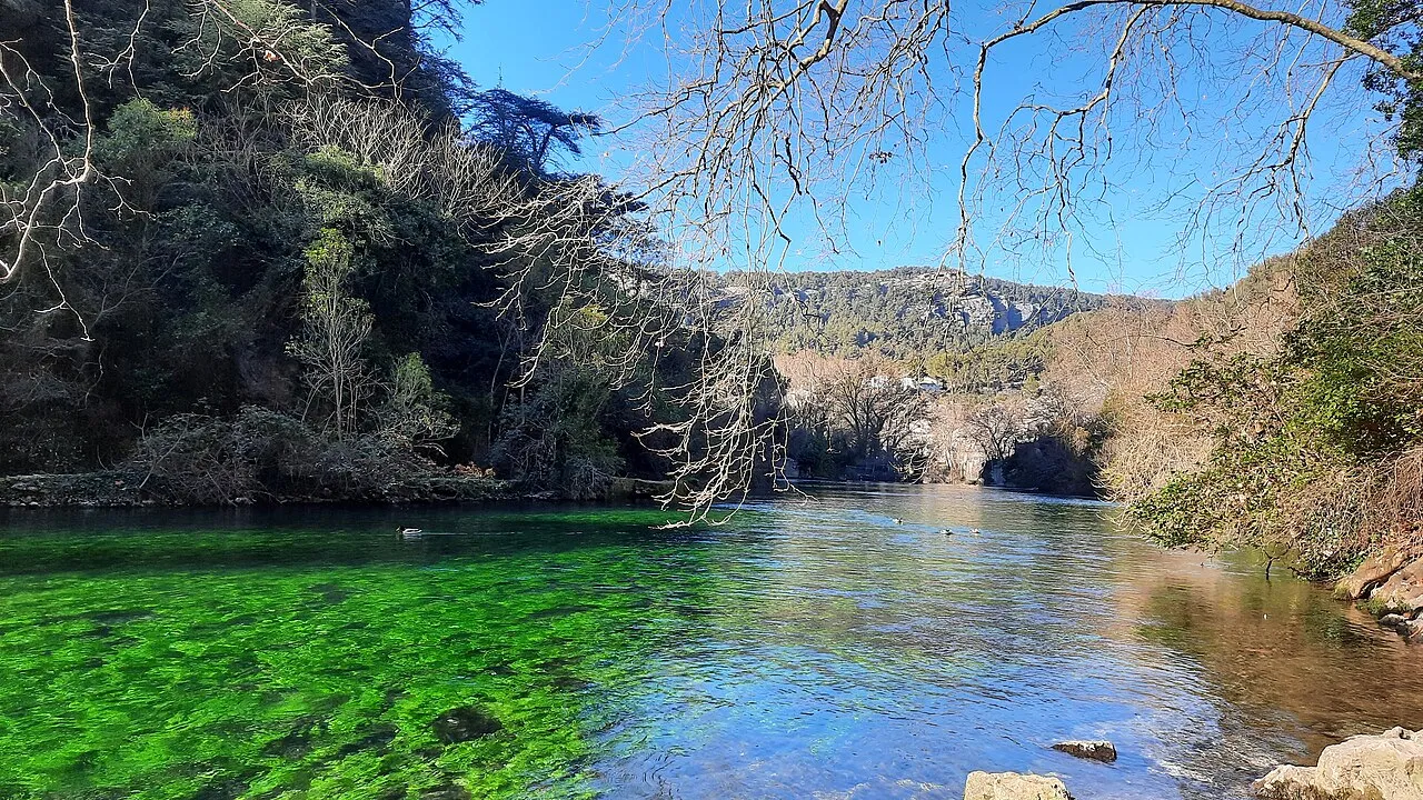 Clear water at Fontaine-de-Vaucluse near the Luberon in Provence