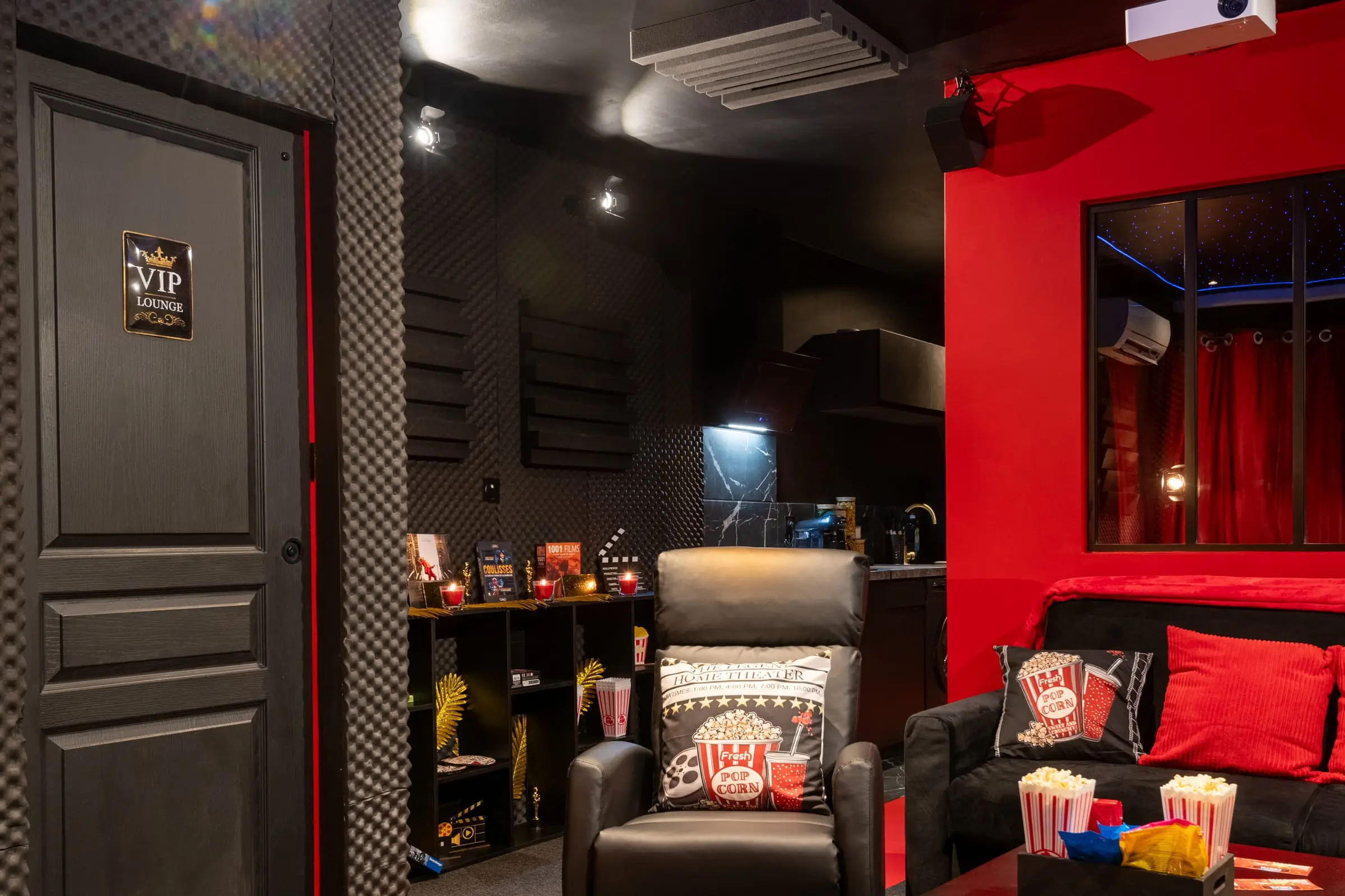 Cinéma Provence — A private cinema loft in the heart of Avignon (18/19)